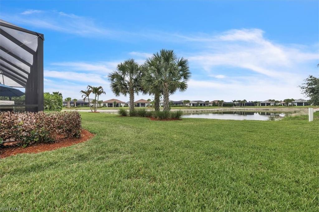 COUNTRY CLUB - Residential
