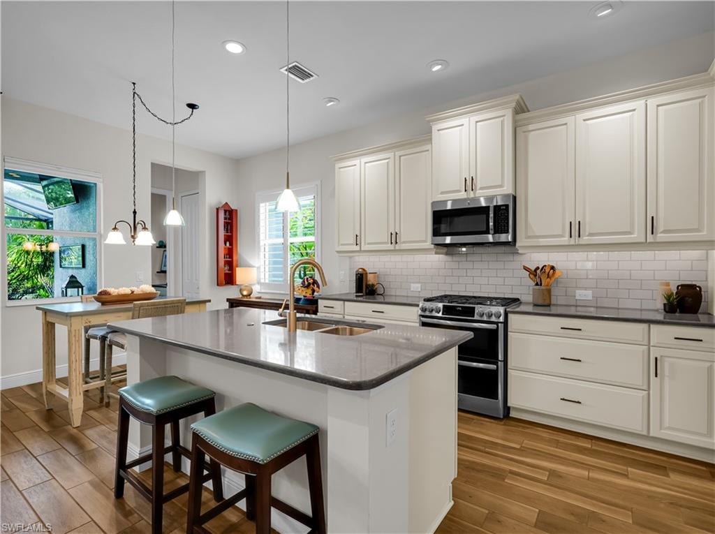 ESTERO PLACE - Residential