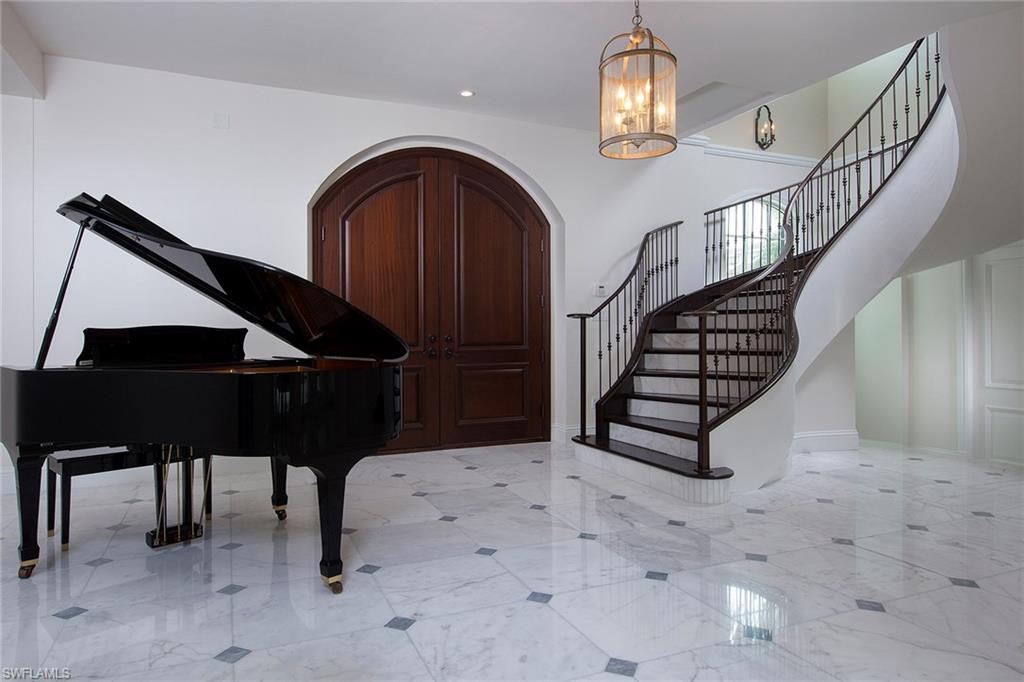 OLDE NAPLES - Residential