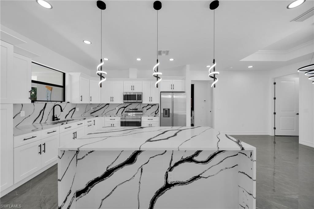 LEHIGH ACRES - Residential