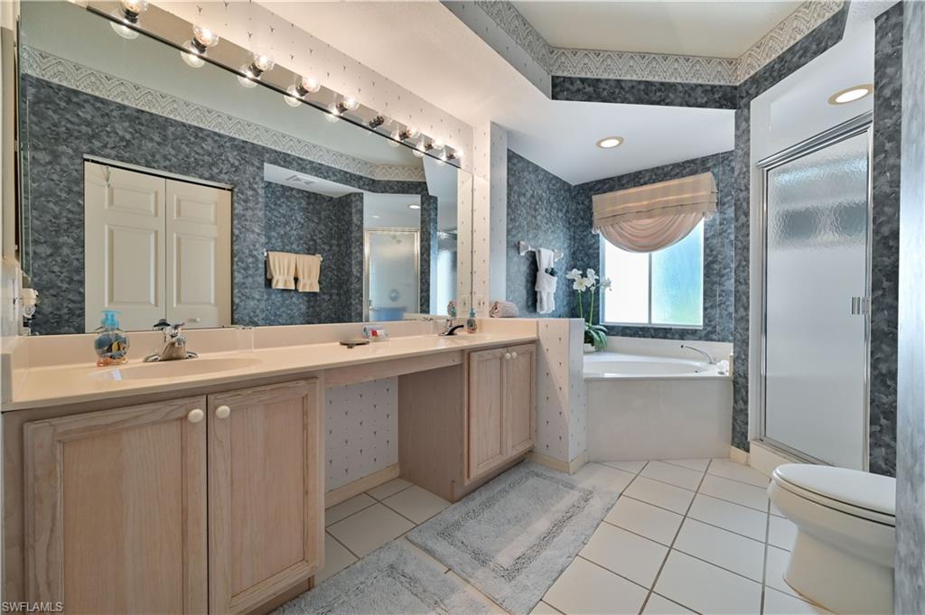 LAS BRISAS AT SPANISH WELLS - Residential
