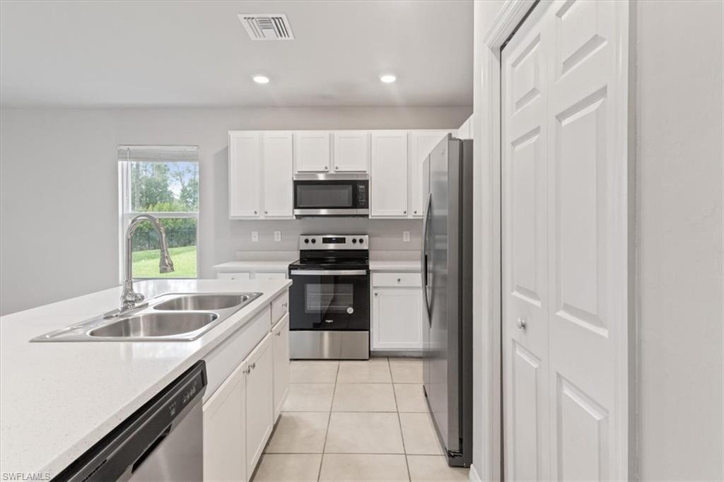 MEADOWOOD - Residential Lease