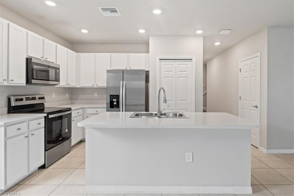 MEADOWOOD - Residential Lease