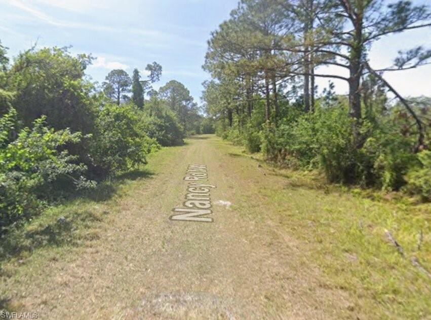 BEST PRICED LOT ON THE MARKET! Excellent opportunity to build your dream
home or invest in one of Central Florida’s charming lake communities.
0.23-acre residential lot zoned R1A located in a quiet and scenic area of Lake Placid.
The property is surrounded by the many beautiful lakes the region is known for, offering
a peaceful and natural setting. Conveniently located with easy access to major routes
including U.S. Route 27 and Florida State Road 70, providing quick connections to
nearby towns, shopping, and amenities.