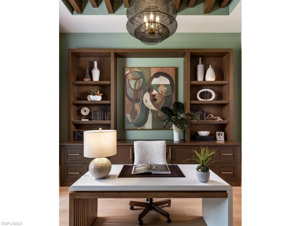 LIVINGSTON WOODS - Residential