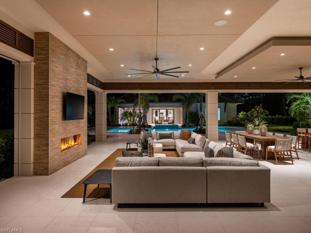 LIVINGSTON WOODS - Residential