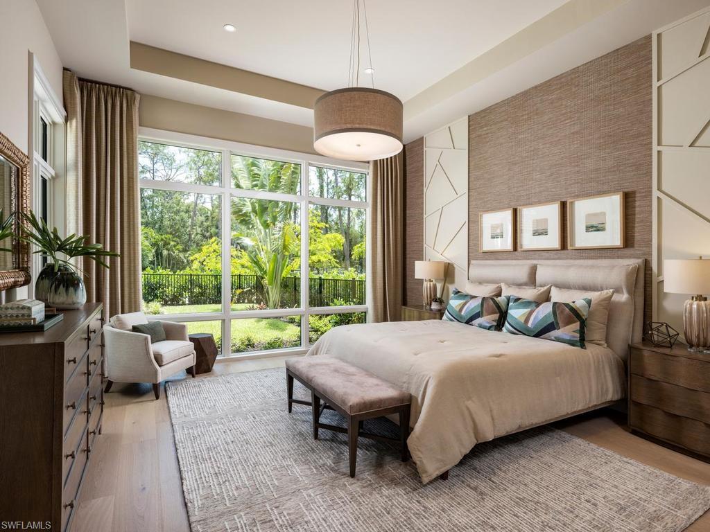 LIVINGSTON WOODS - Residential