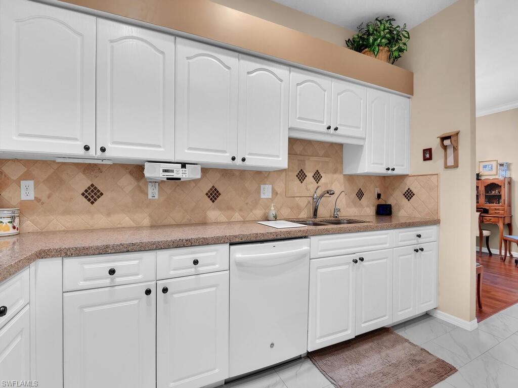 VILLAGES AT COUNTRY CREEK - Residential