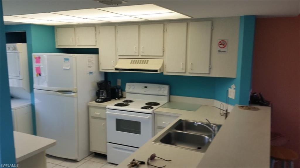 FAIRVIEW ISLES CONDO - Residential