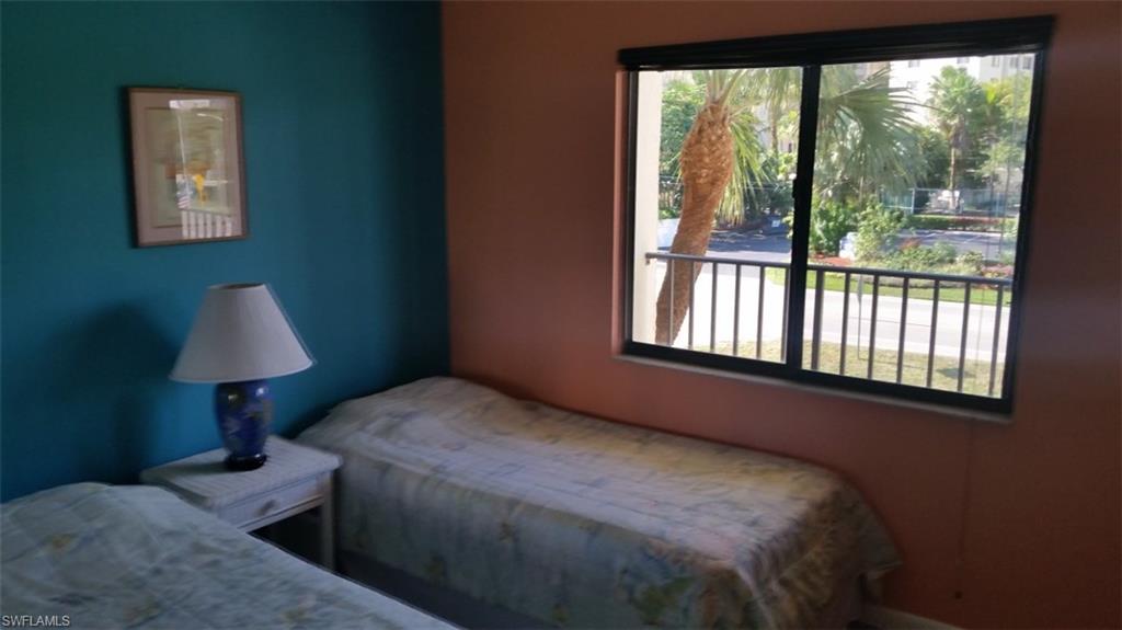 FAIRVIEW ISLES CONDO - Residential