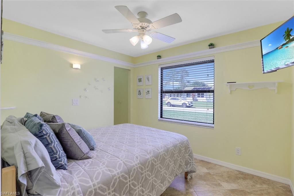 SAN CARLOS PARK - Residential