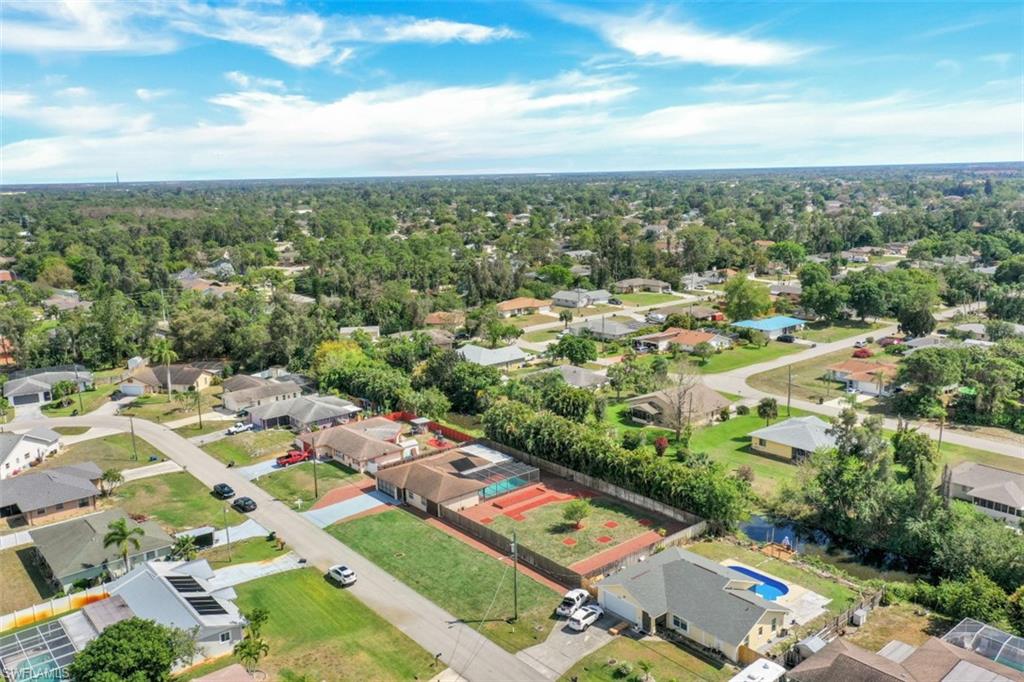 SAN CARLOS PARK - Residential