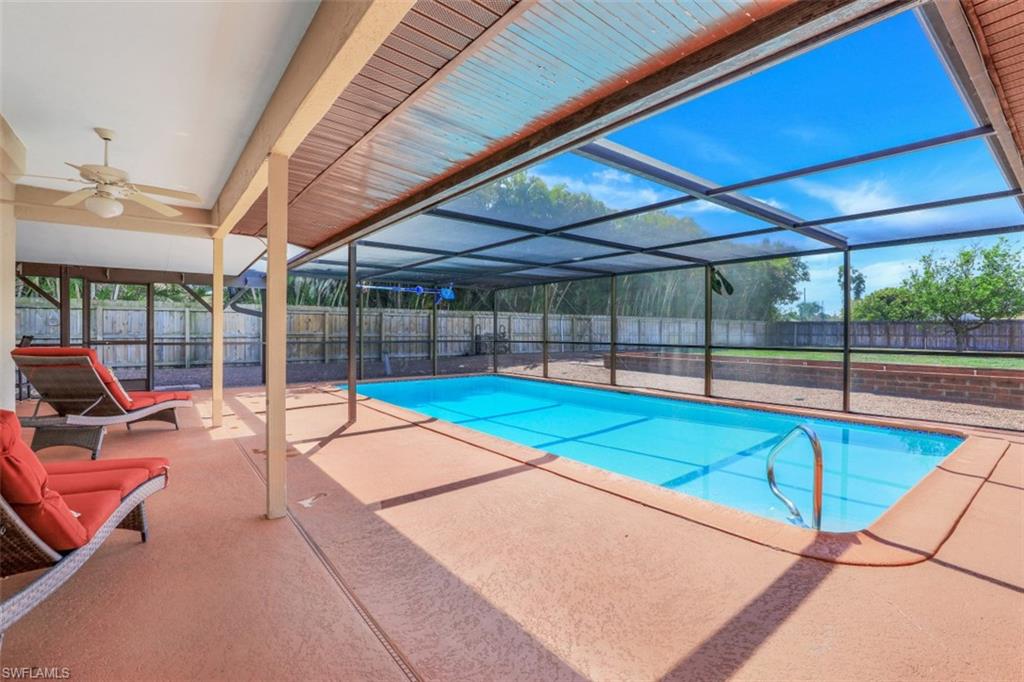 SAN CARLOS PARK - Residential