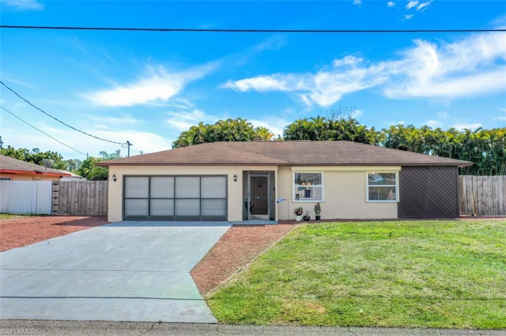 SAN CARLOS PARK - Residential