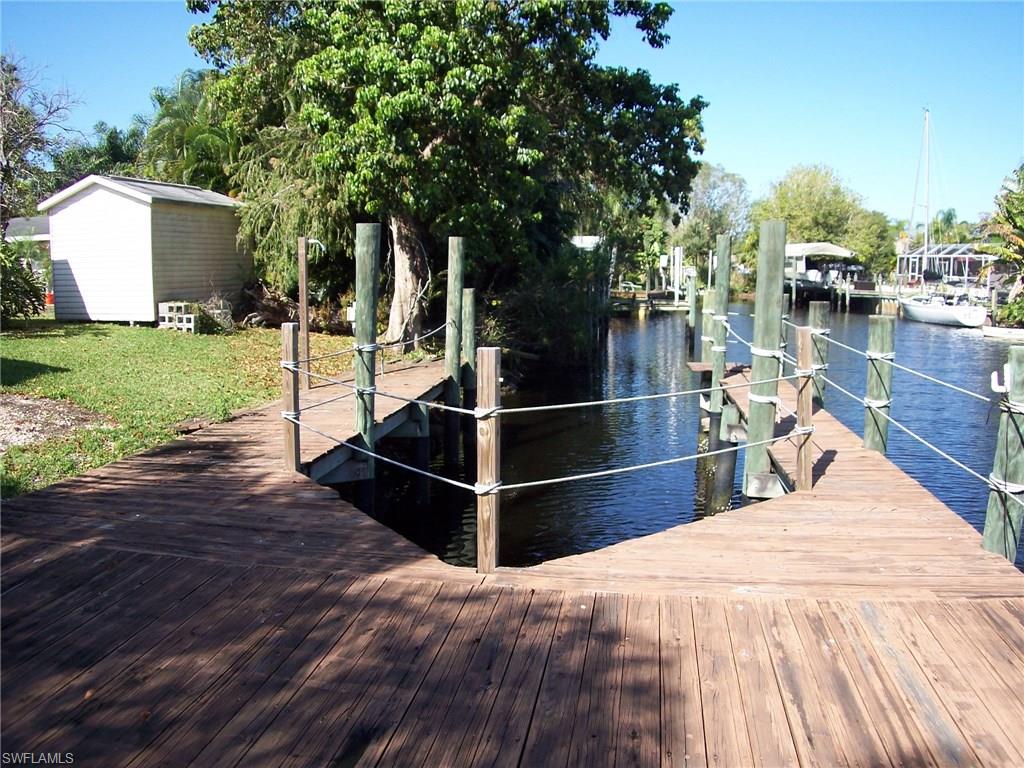 YACHT CLUB COLONY - Residential