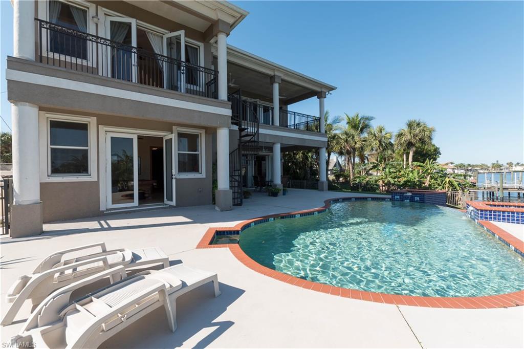 FORT MYERS SHORES - Residential