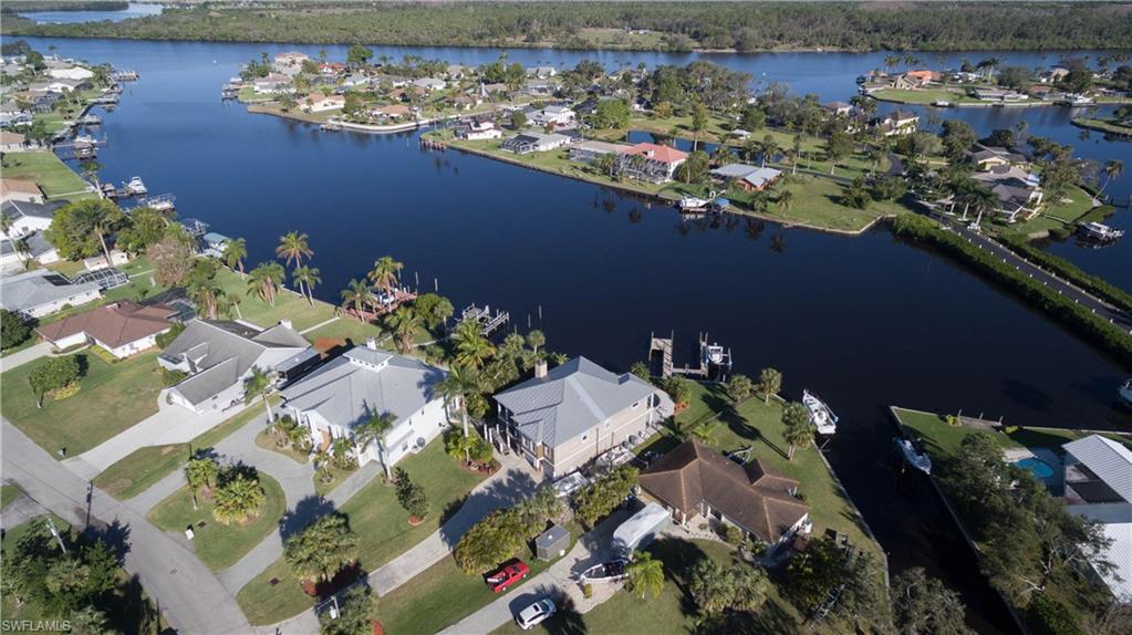 FORT MYERS SHORES - Residential