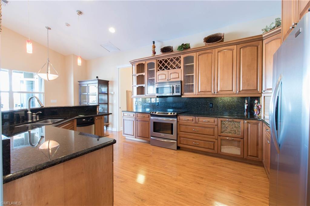 FORT MYERS SHORES - Residential