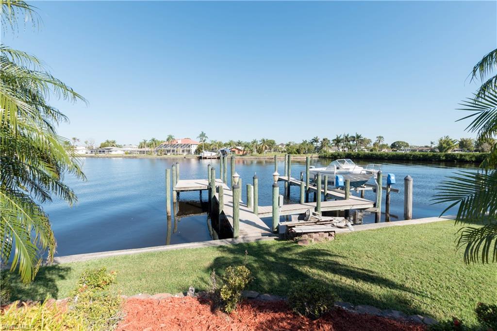 FORT MYERS SHORES - Residential