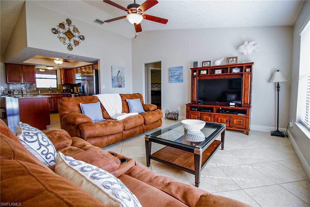 CAPE CORAL - Residential Lease