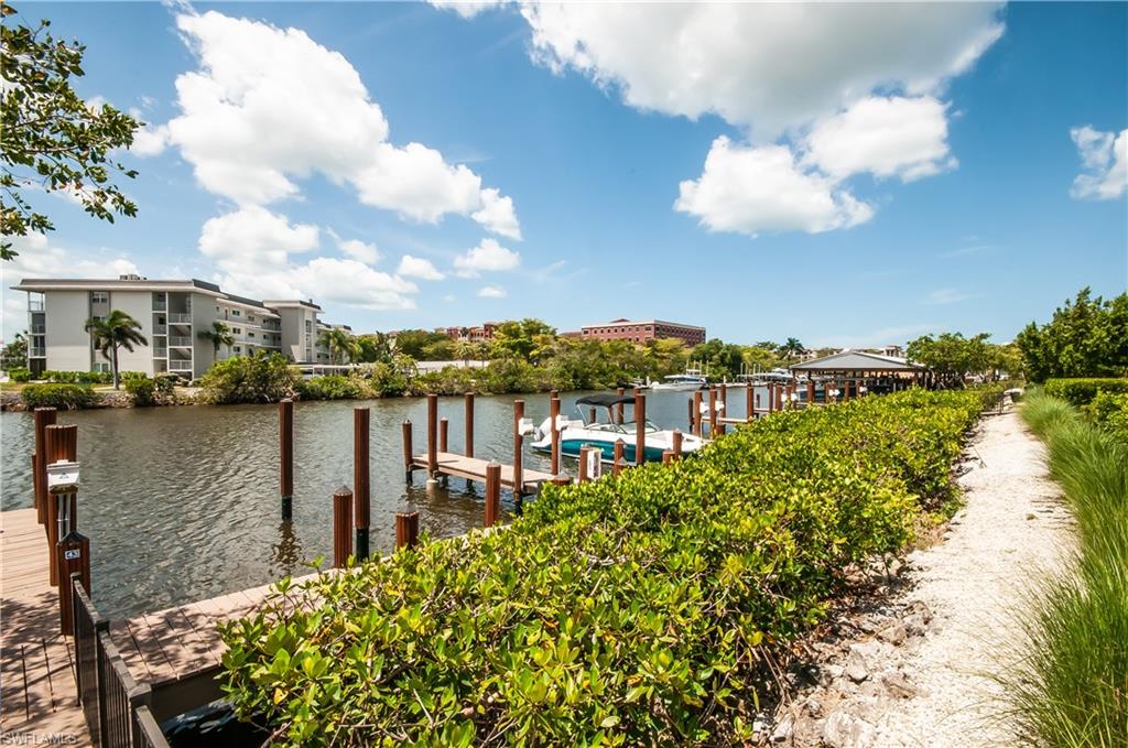 MANGROVE BAY - Residential