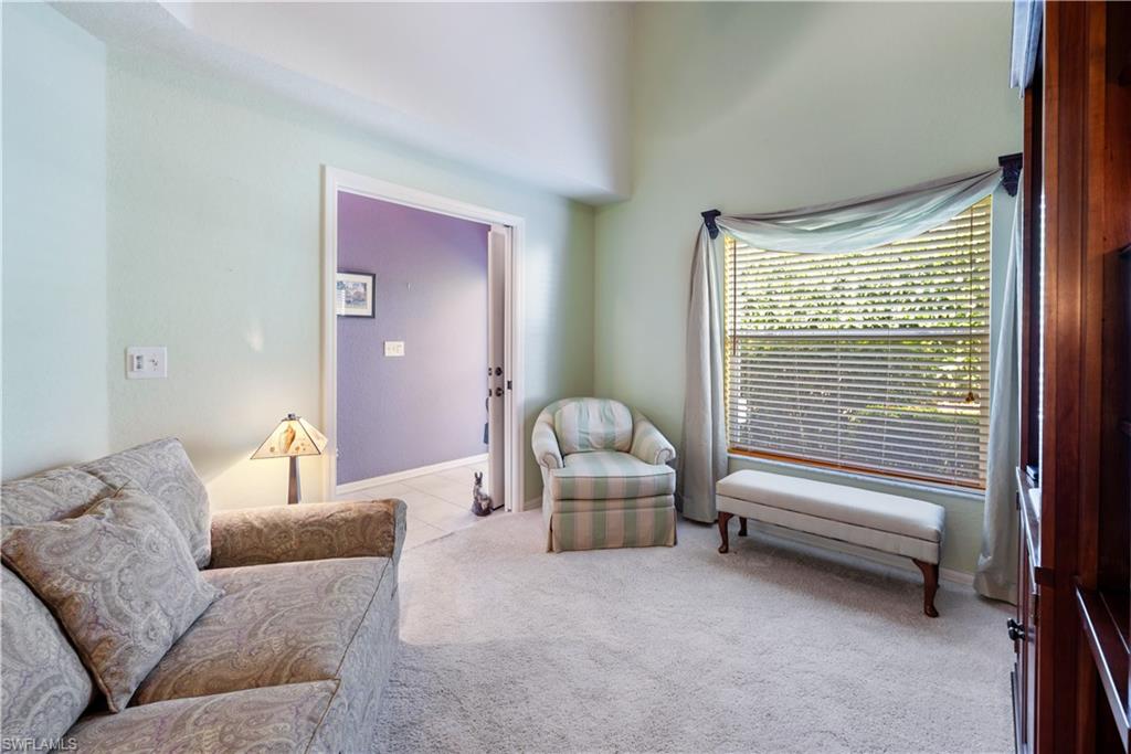 ROYAL VILLAS - Residential