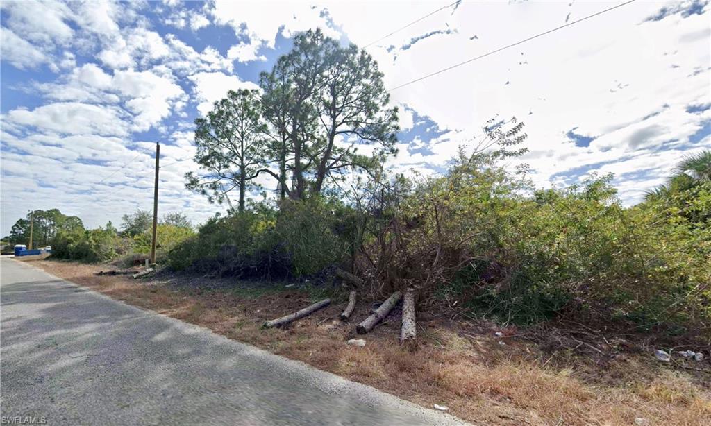 LEHIGH ACRES - Land