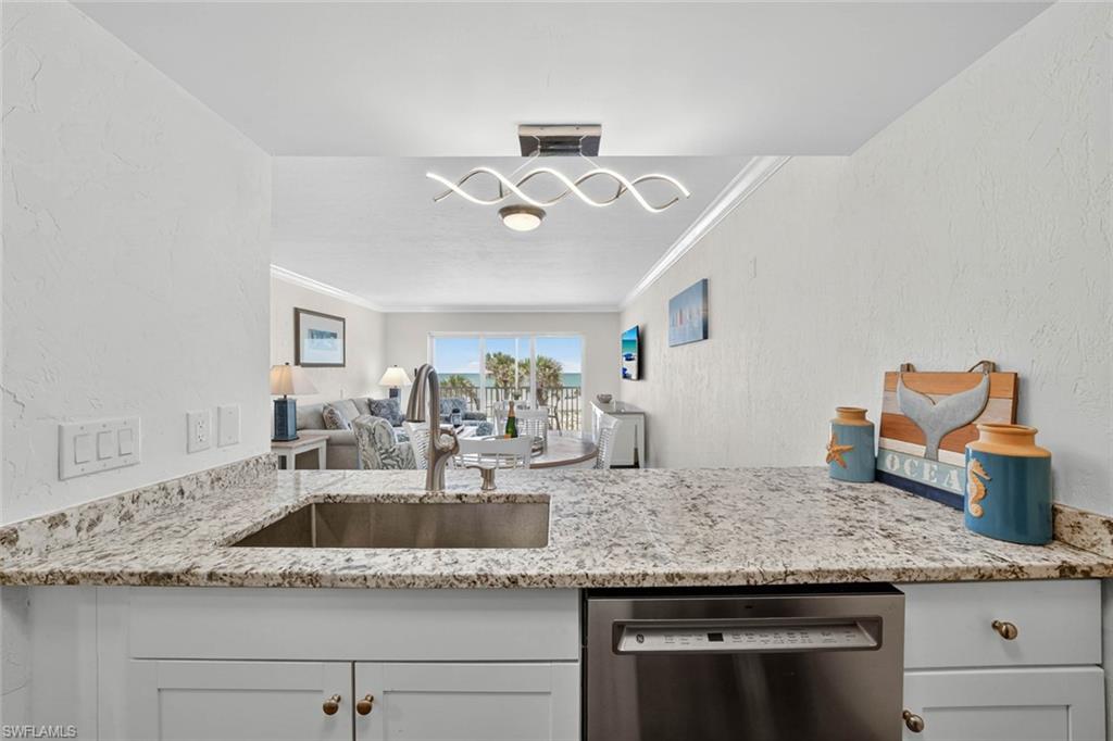 BEACH VILLAS CONDO - Residential
