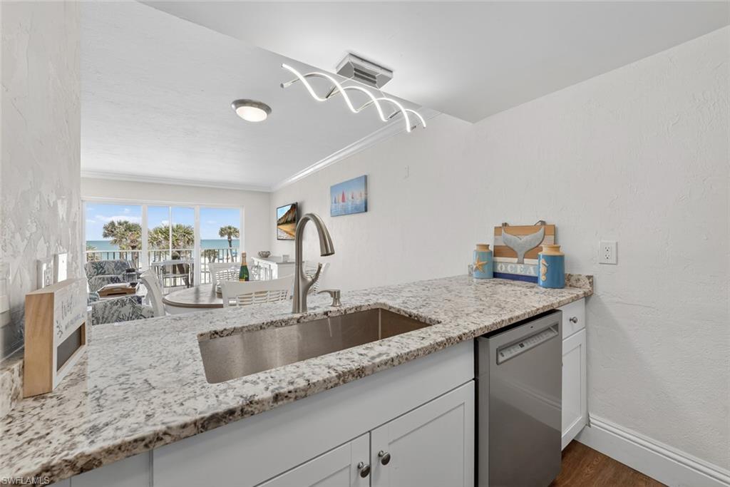 BEACH VILLAS CONDO - Residential