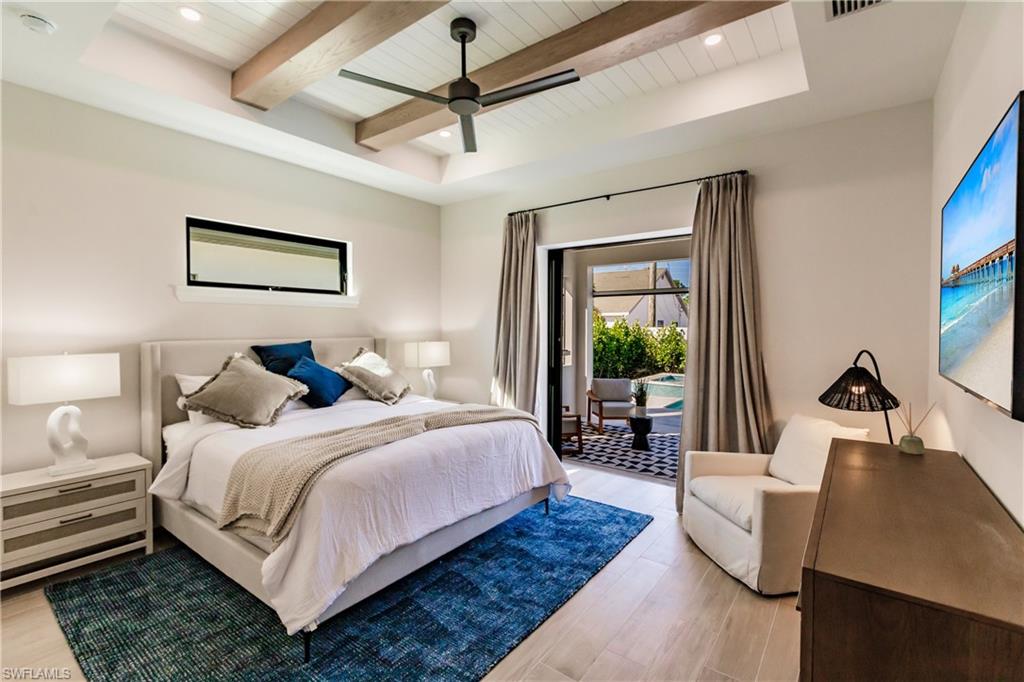 NAPLES PARK - Residential