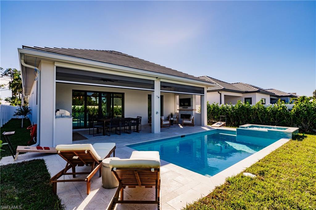 NAPLES PARK - Residential