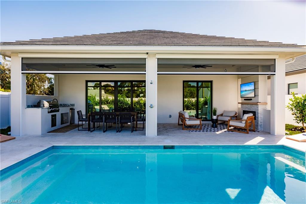 NAPLES PARK - Residential