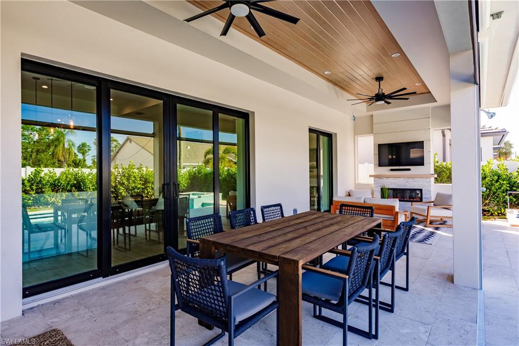 NAPLES PARK - Residential