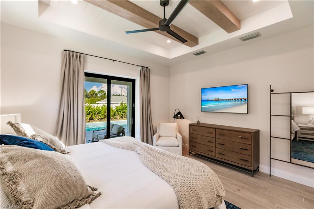 NAPLES PARK - Residential