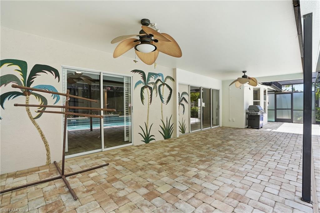 KELLY GREENS - Residential