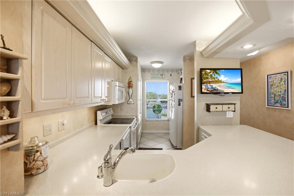 GRAND BAY AT MARCO BEACH - Residential
