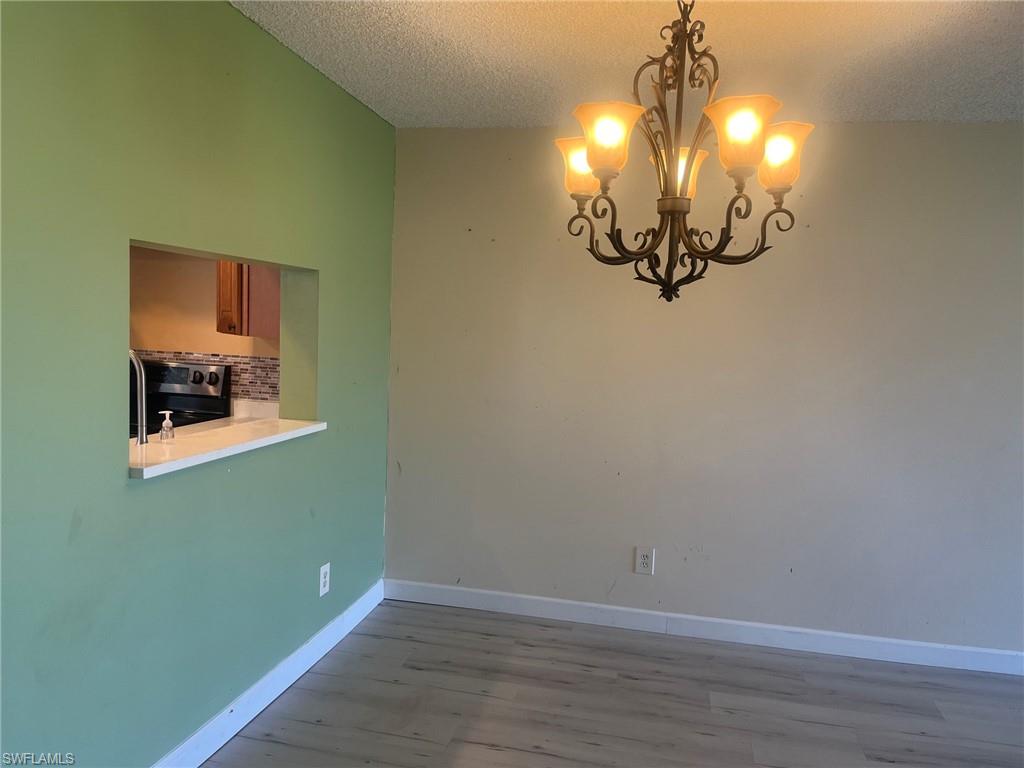 SEVEN LAKES - Residential