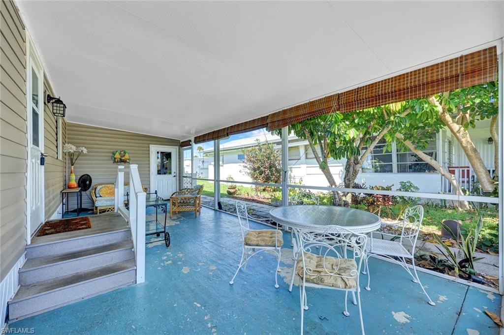RIVIERA COLONY - Residential