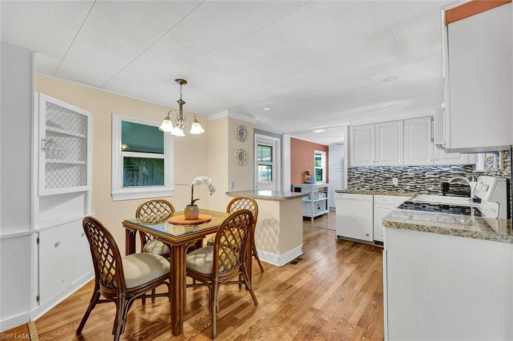 RIVIERA COLONY - Residential