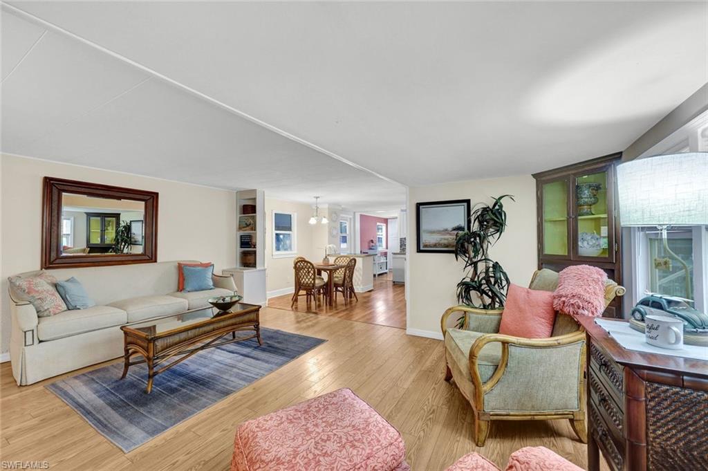 RIVIERA COLONY - Residential
