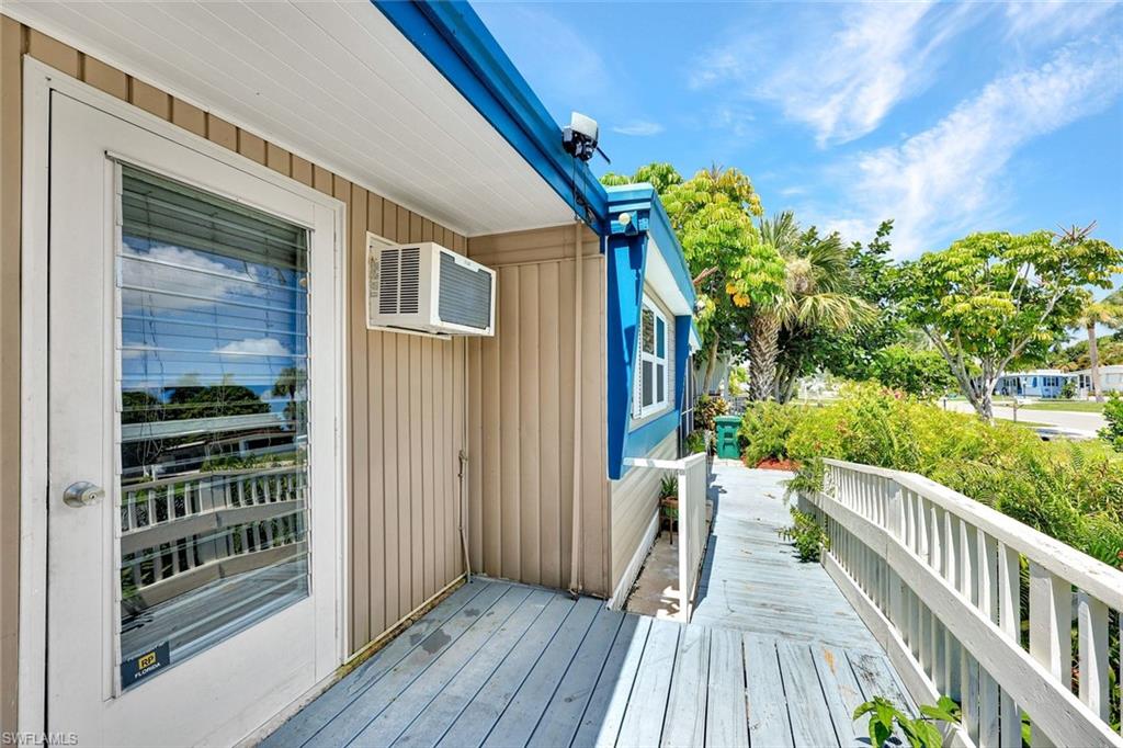 RIVIERA COLONY - Residential
