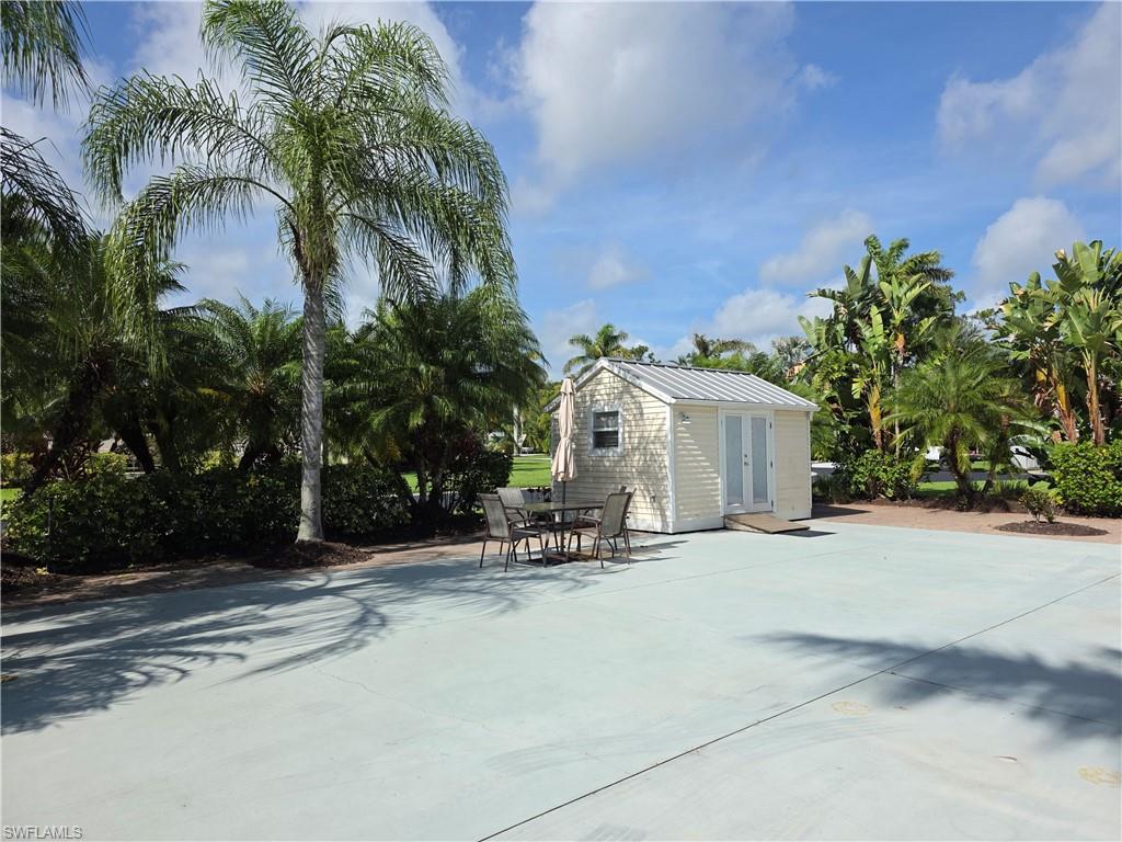 RIVERBEND MOTORCOACH RESORT - Land