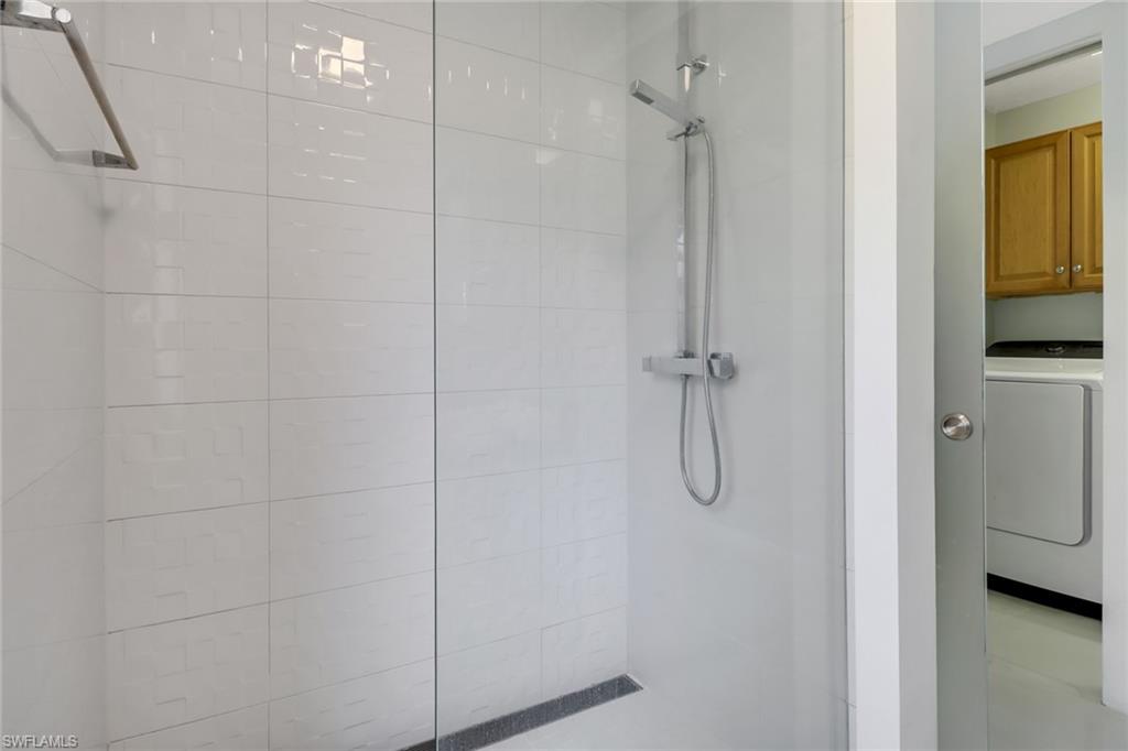 LAUREL LAKES - Residential Lease