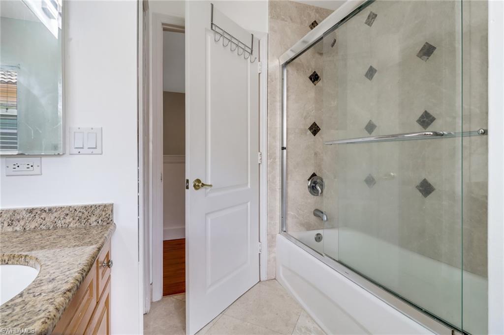 LAUREL LAKES - Residential Lease