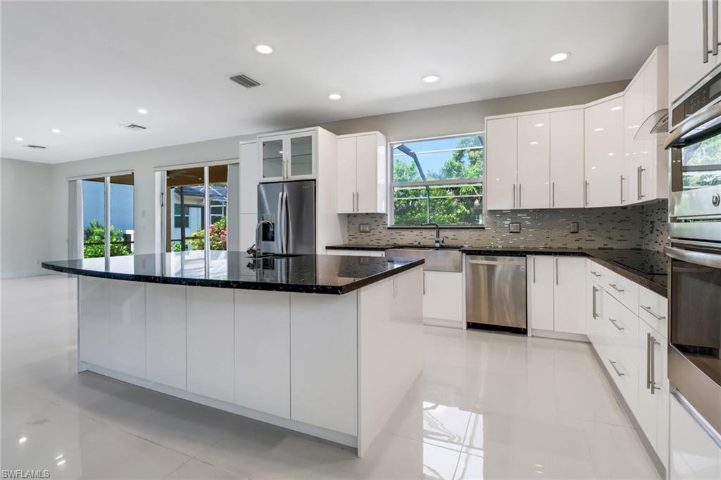 LAUREL LAKES - Residential Lease