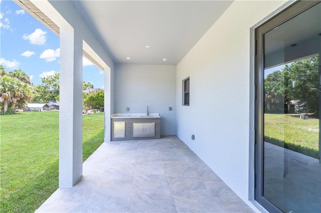 GOLDEN GATE ESTATES - Residential