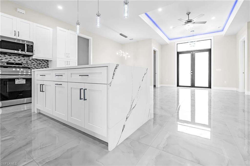 GOLDEN GATE ESTATES - Residential