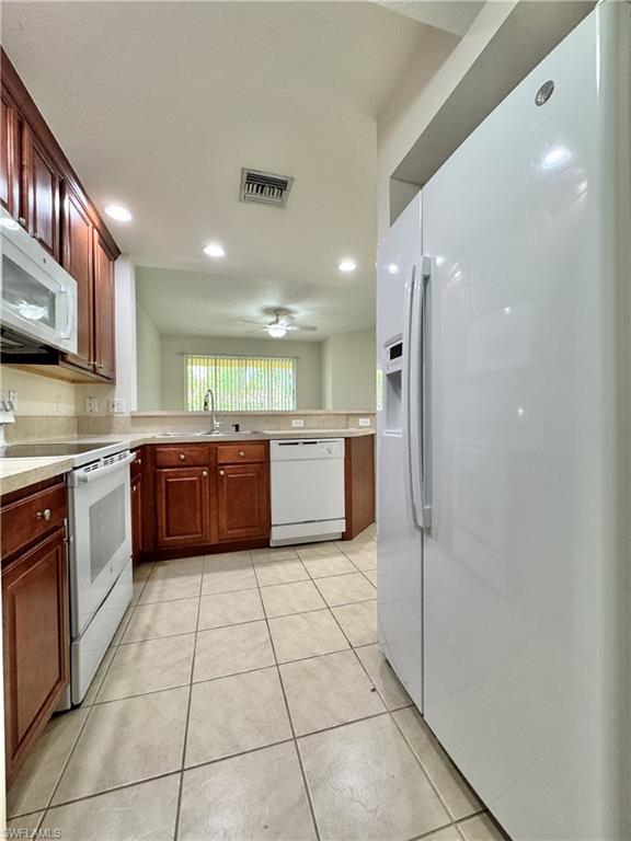 PROVINCE PARK - Residential Lease