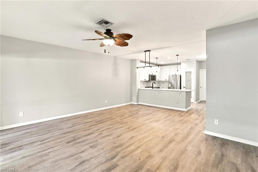 OLYMPIA POINTE - Residential