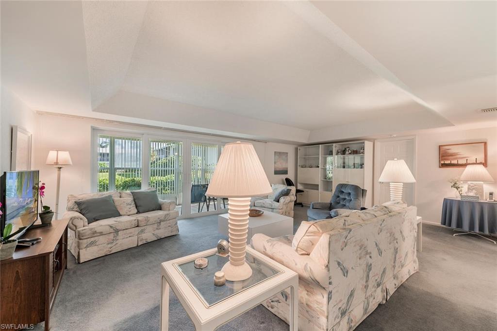 GLADES COUNTRY CLUB - Residential